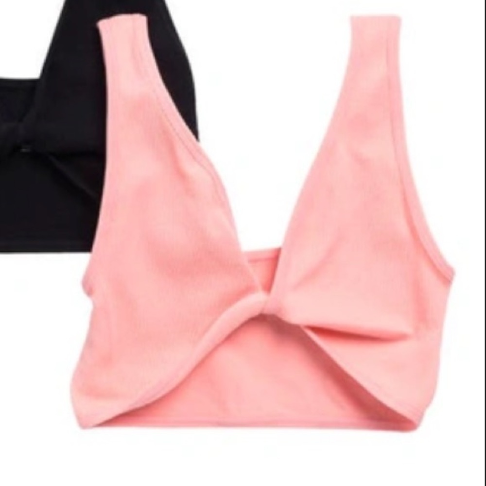 NWOT Abound Pink Hydrangea Avery Twist Bralette